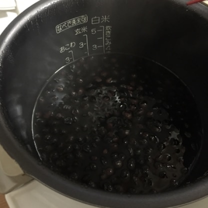 炊飯器で炊くのは初めてでした
ちょっと固めの仕上がりになったので
今度はふっくら炊けるといいなぁ〜